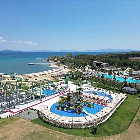 Üdülőközpont Venosa & 5*